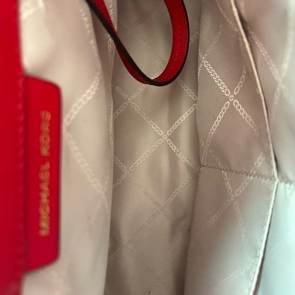 Michael Kors NWOT Karla East West Satchel - Picture 6 of 10